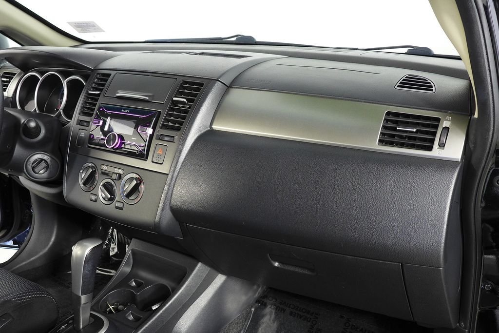 2012 Nissan Versa SL - Photo 14