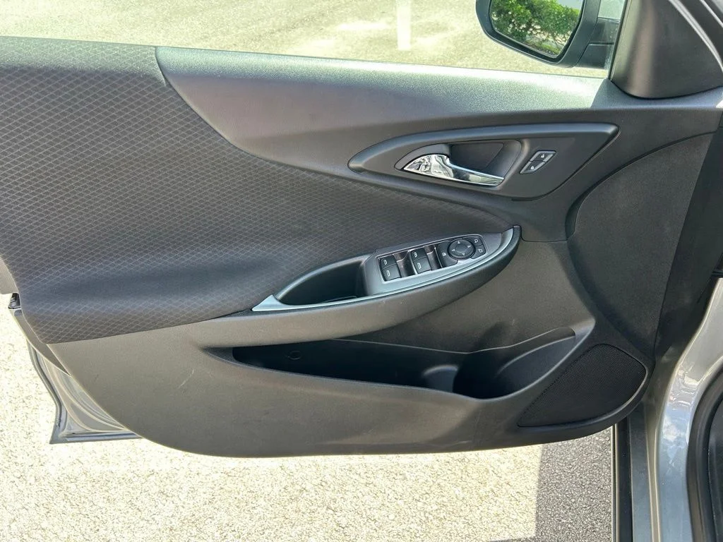 Used 2024 Gray Chevrolet LT image 18