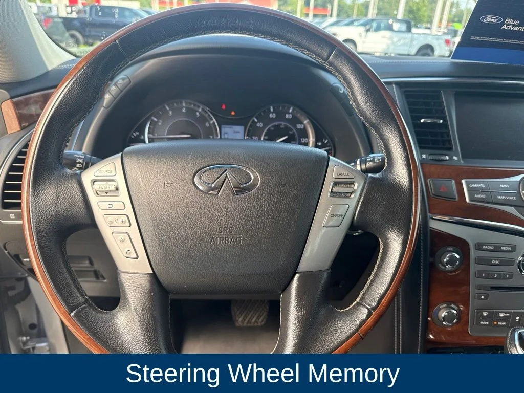 Certified Used 2018 Liquid Platinum INFINITI Base image 23