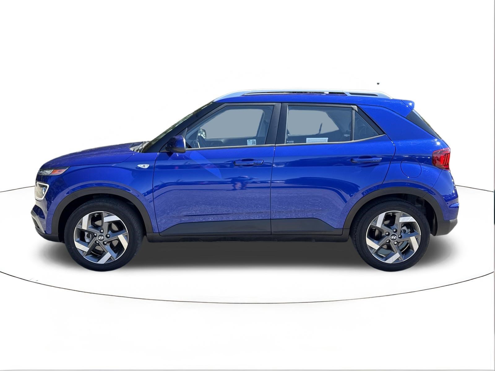 2024 Hyundai Venue Limited - Photo 6