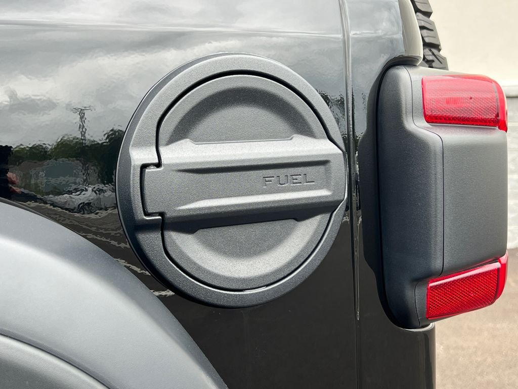 Used 2025 Black Jeep Rubicon image 28