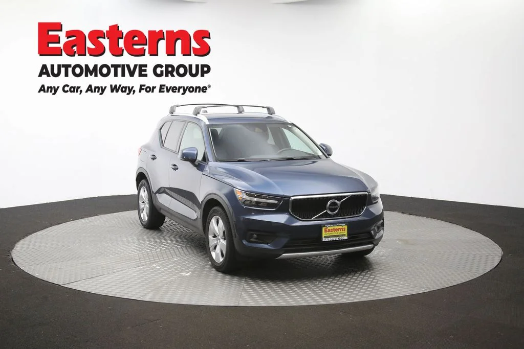 Used 2021 Gray Volvo Momentum image 51