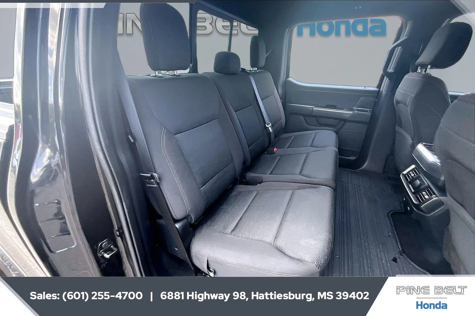 Used 2023 Agate Black Ford XLT image 20
