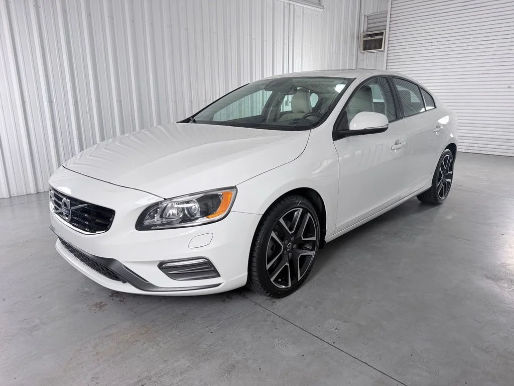 2018 Volvo S60 T5 Dynamic's photo