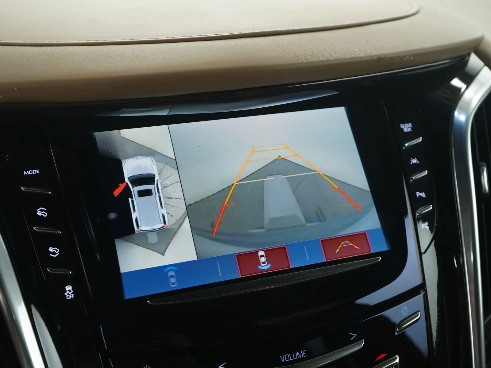 Used 2019 Satin Steel Metallic Cadillac Platinum Edition image 31