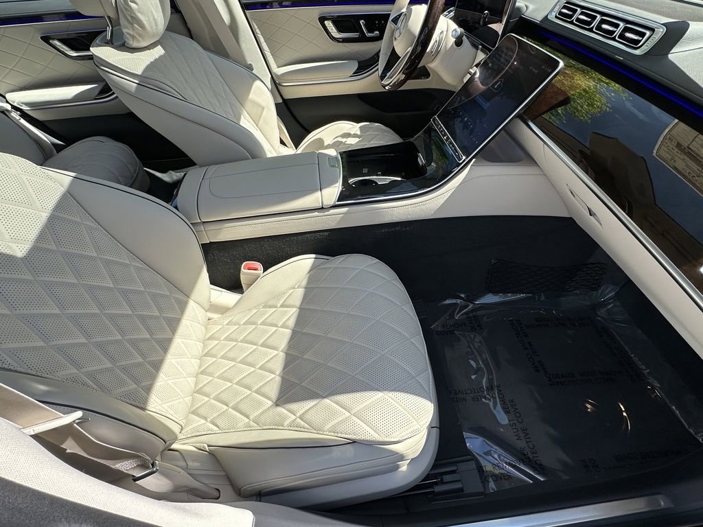 New 2026 Nautical Blue Metallic Mercedes-Benz S 580e image 15