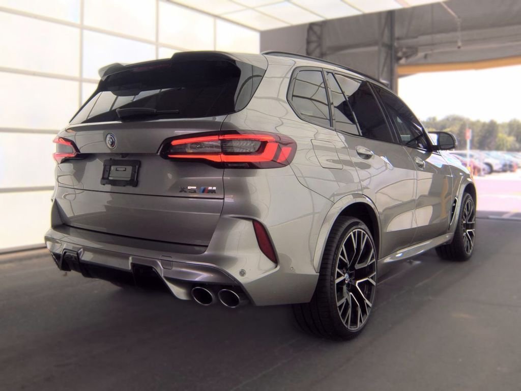 Used 2023 Donington Gray Metallic BMW Base image 4