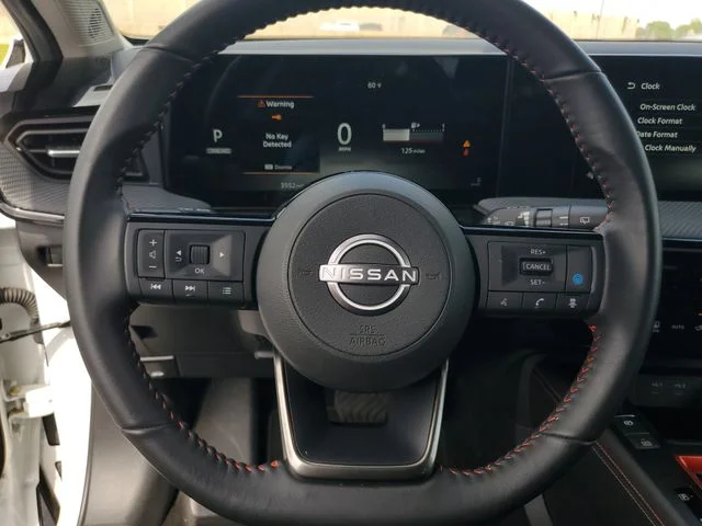 Used 2025 White Nissan SR image 22