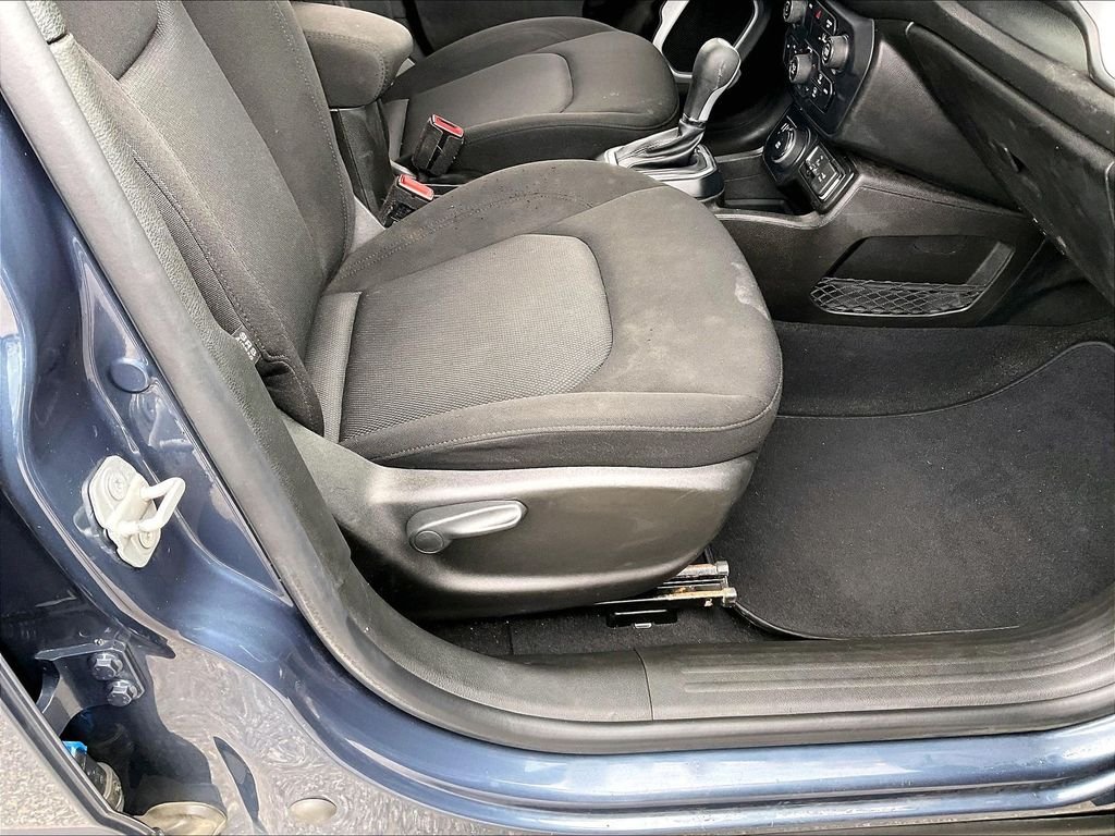 Used 2021 Slate Blue Pearlcoat Jeep Sport image 34