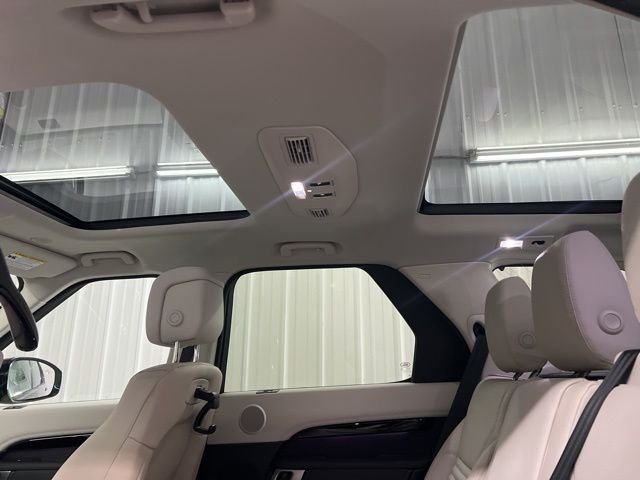 2026 Land Rover Discovery S - Photo 36
