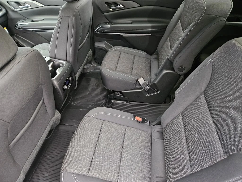 2026 Chevrolet Traverse LT - Photo 21