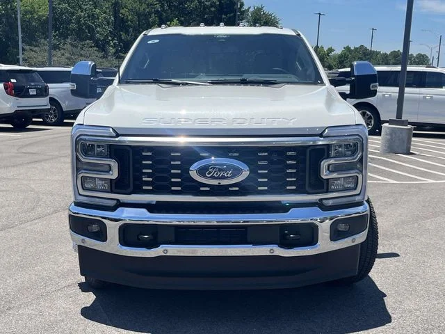 New 2026 Star White Metallic Tri-Coat Ford F-350® Lariat® image 6