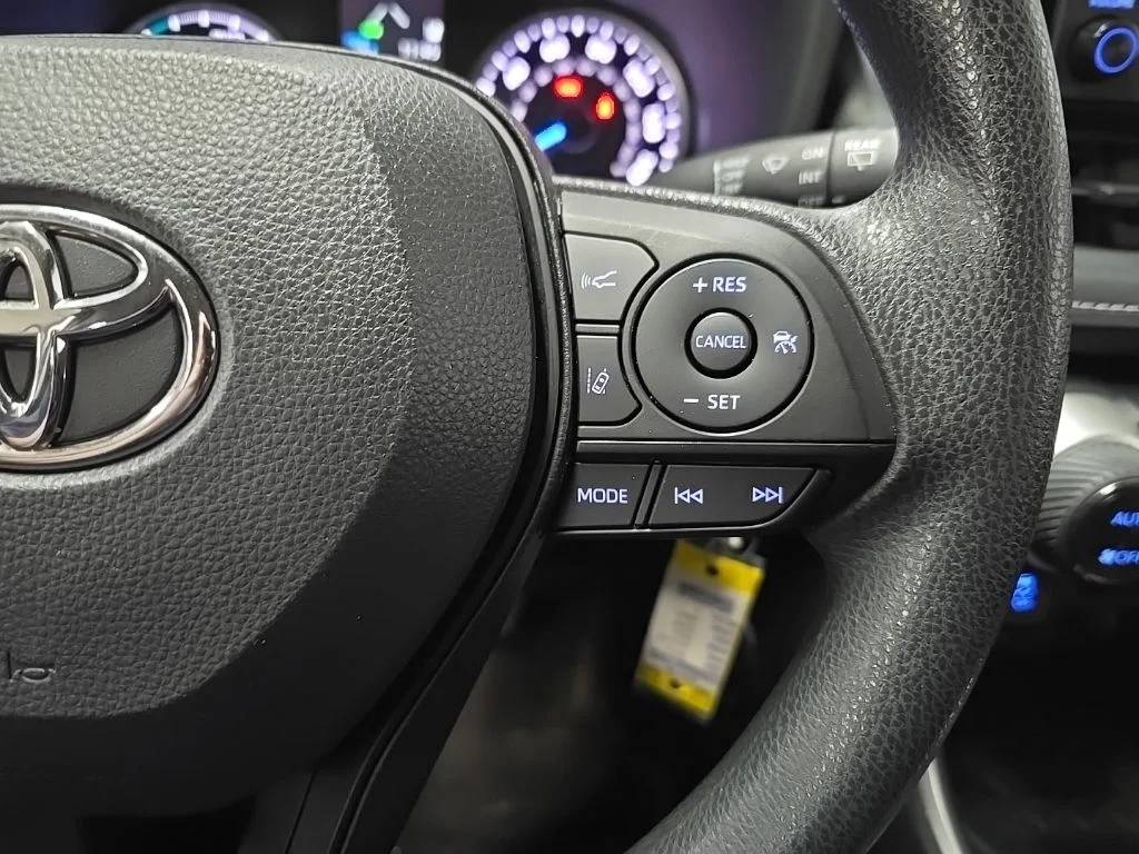 Used 2022 Gray Toyota LE image 20