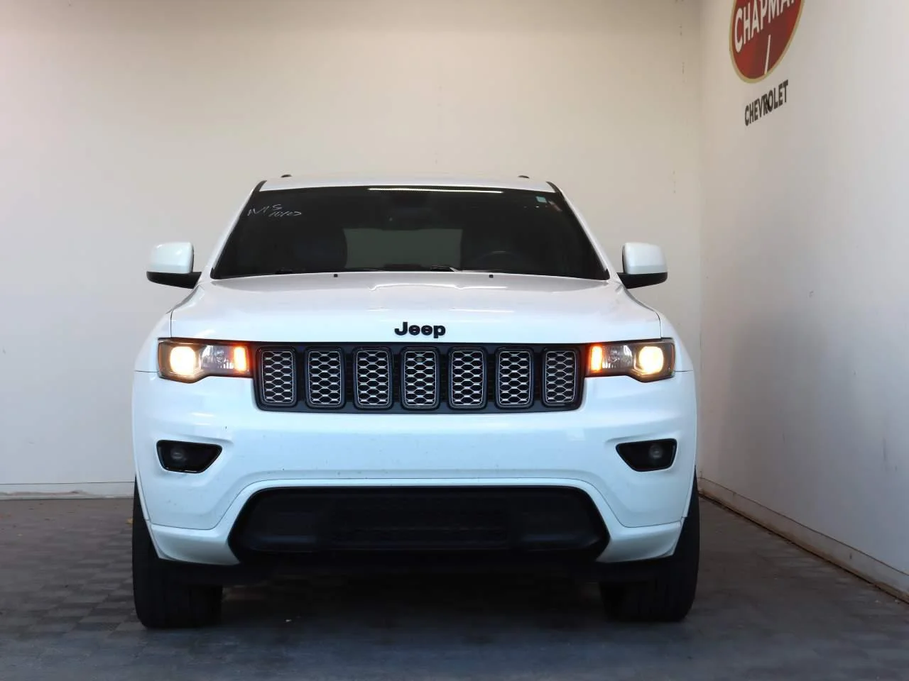 2018 Jeep Grand Cherokee Altitude - Photo 2