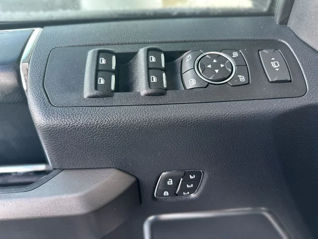 Used 2022 Silver Ford Platinum image 14
