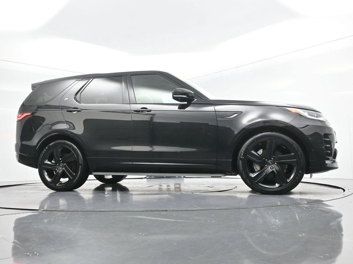 Used 2023 Black Land Rover S R-Dynamic image 53