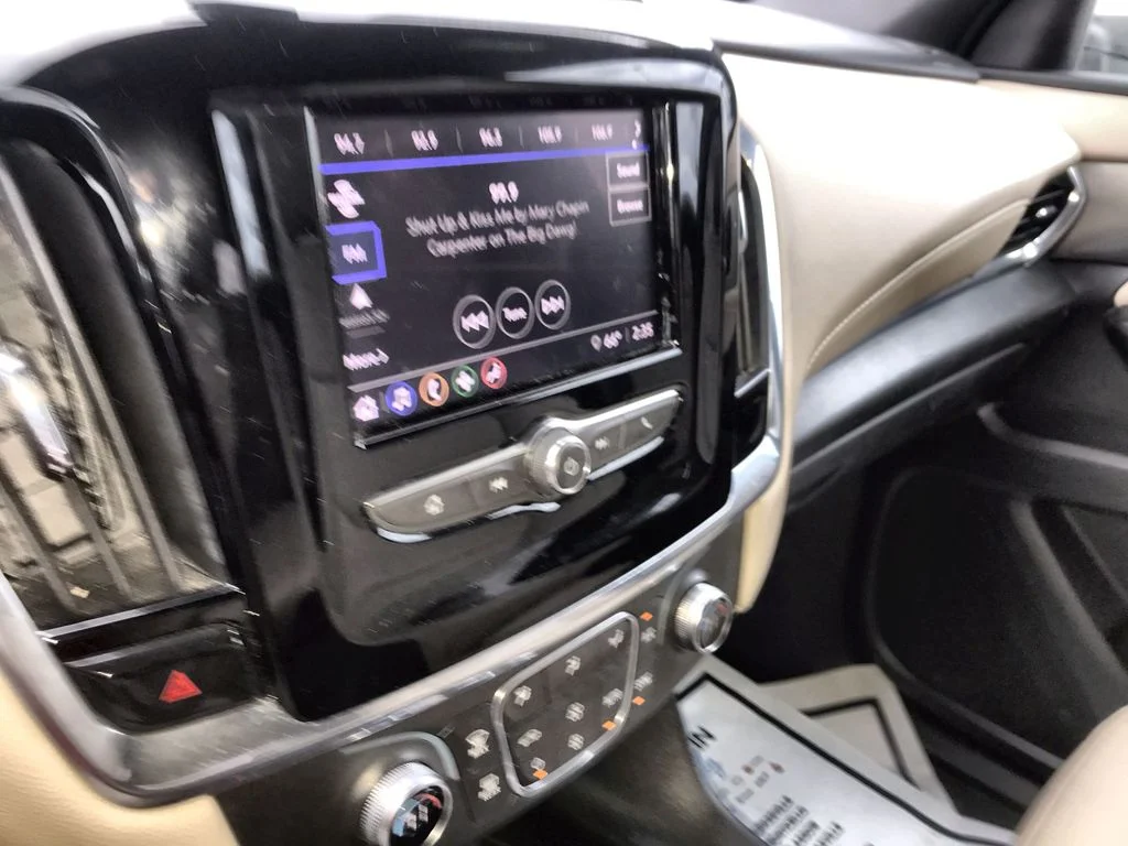 Used 2023 White Chevrolet LT image 15