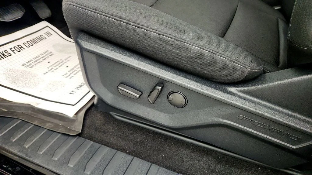 Used 2025 Agate Black Metallic Ford XLT 4WD SuperCrew 5.5