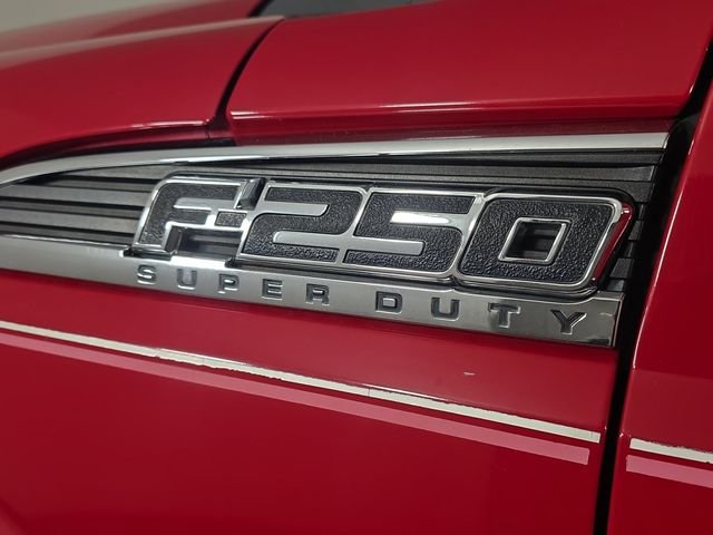 Used 2011 Red Ford XLT image 11