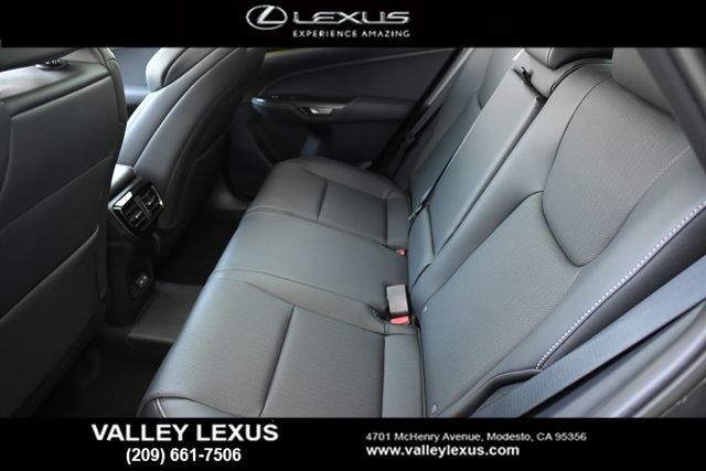 2026 Lexus NX 450h+ F-Sport - Photo 10