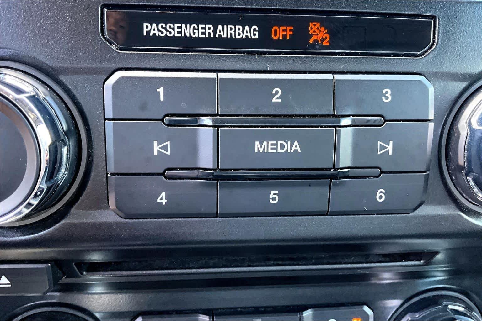Used 2017 Bronze Fire Metallic Ford Lariat image 33