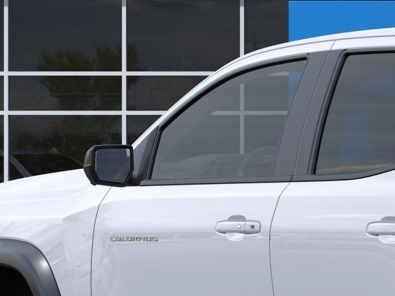 2026 Chevrolet Colorado ZR2 - Photo 13