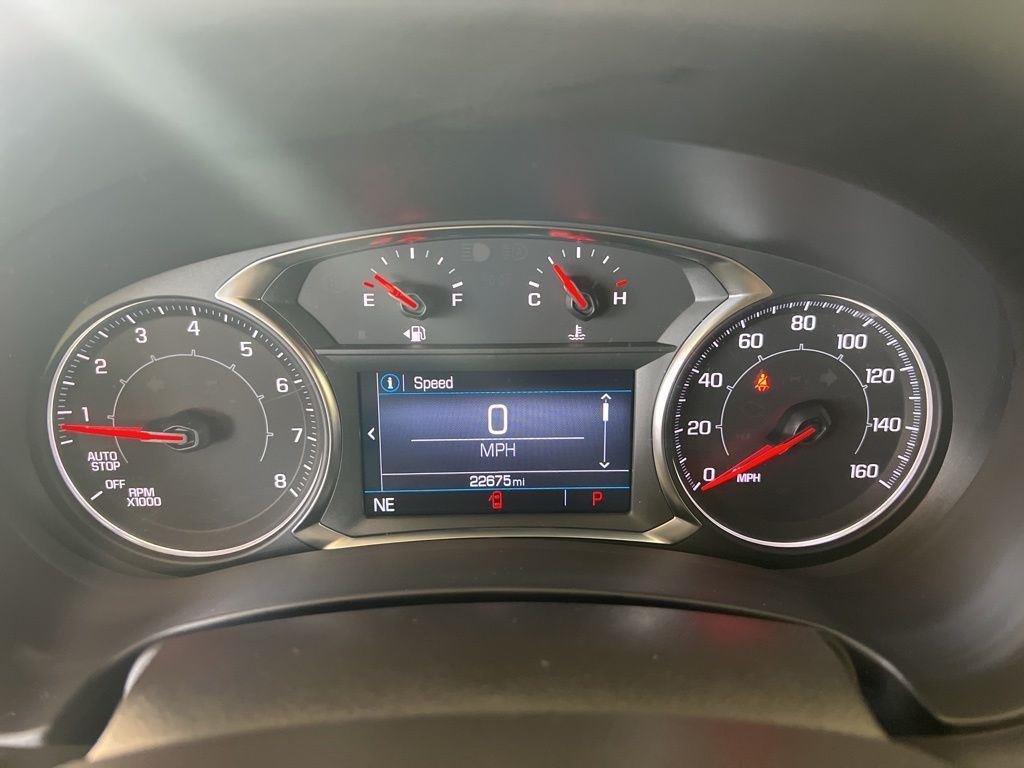 Used 2023 Volcanic Red GMC SLE image 11