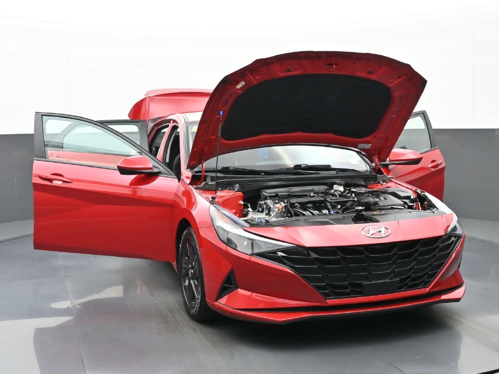 Certified Used 2022 Red Hyundai SEL image 41