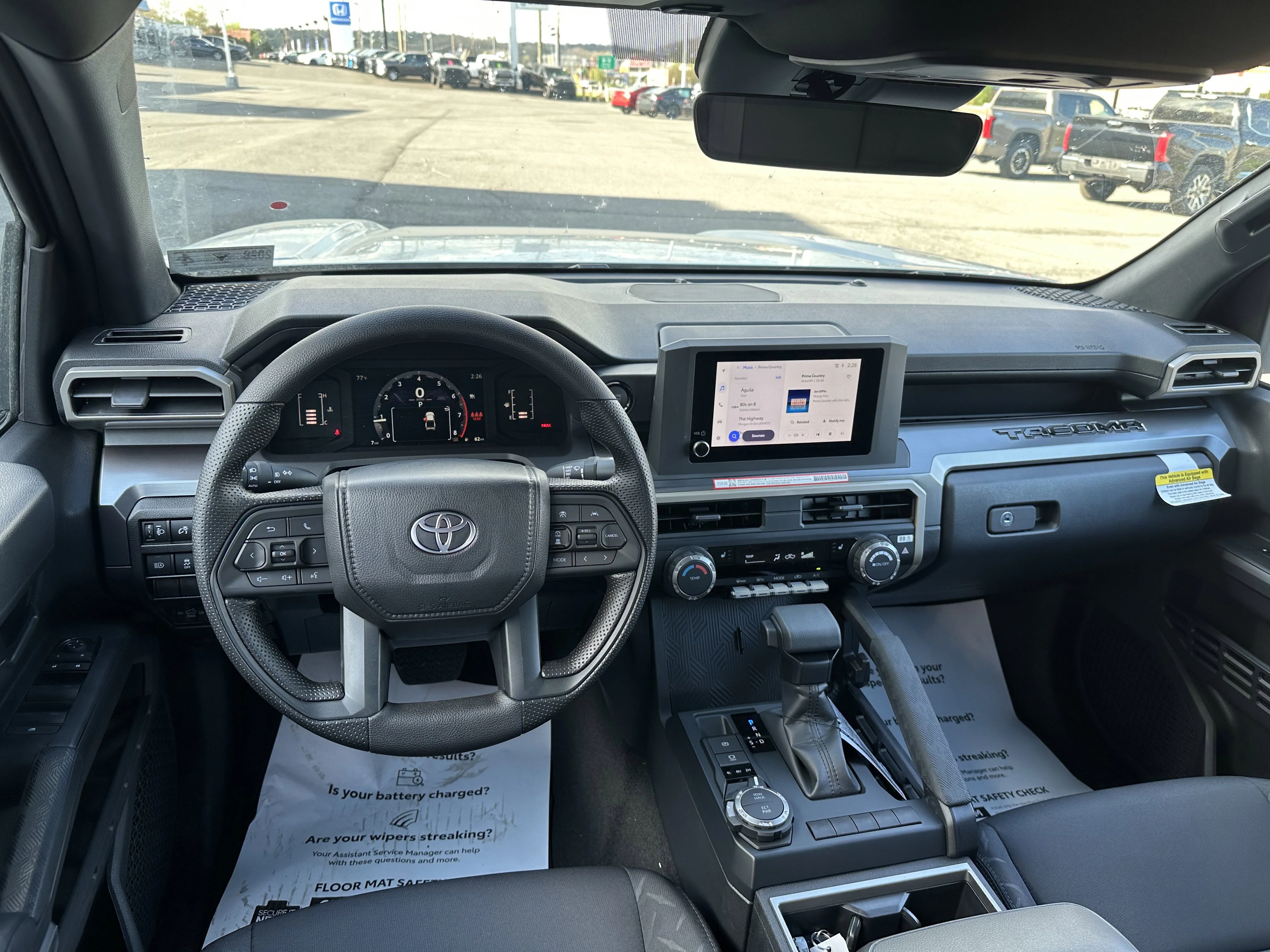 2026 Toyota Tacoma SR5 - Photo 11