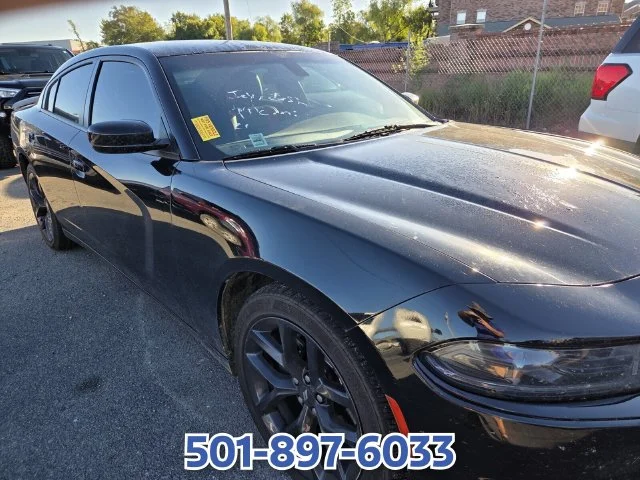 Used 2022 Black Dodge SXT image 8