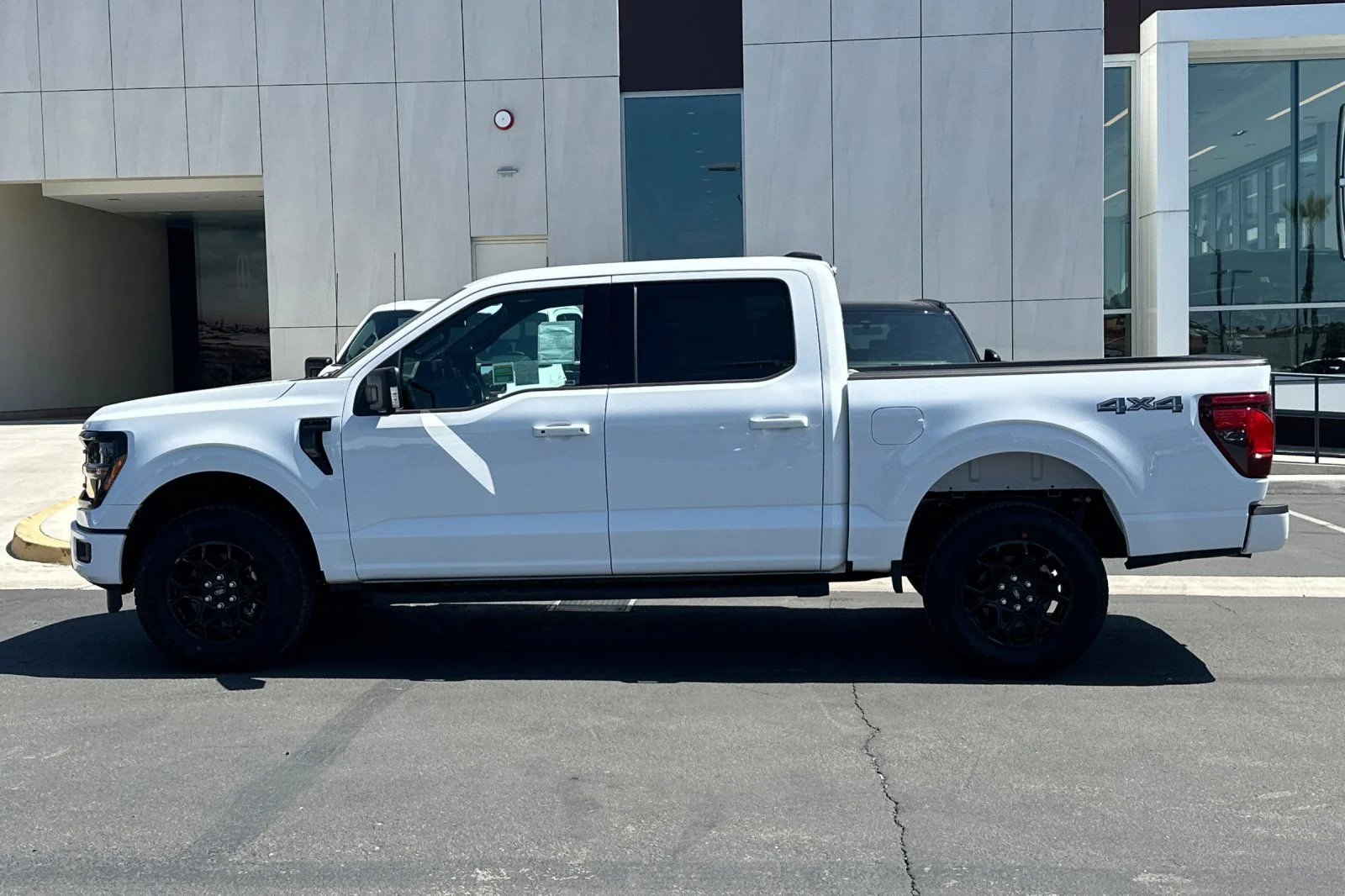New 2026 Oxford White Ford XLT image 6