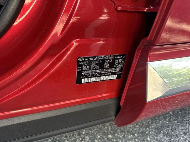 Used 2021 Red Hyundai Calligraphy image 36