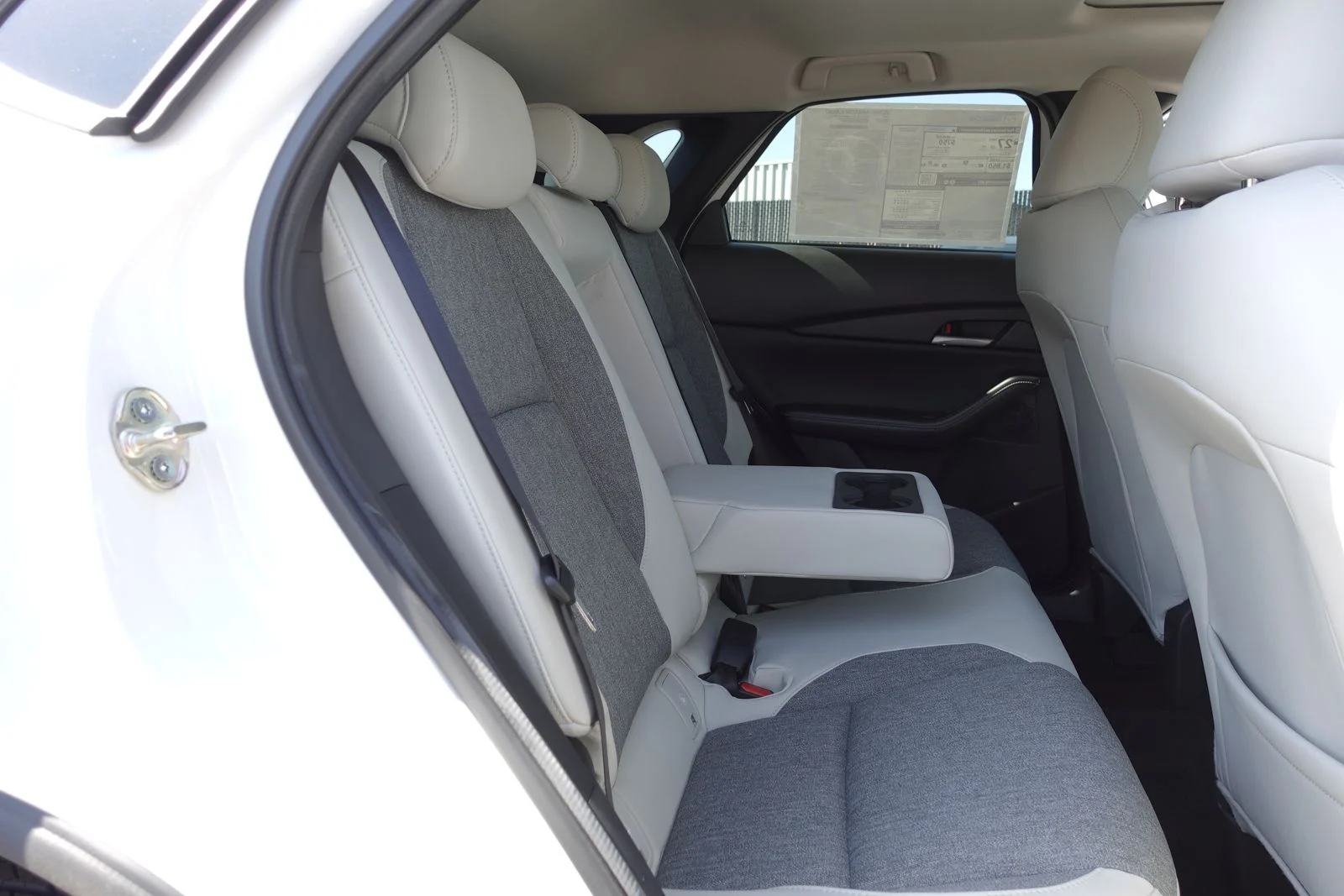 2026 Mazda CX-30 Aire Edition - Photo 15