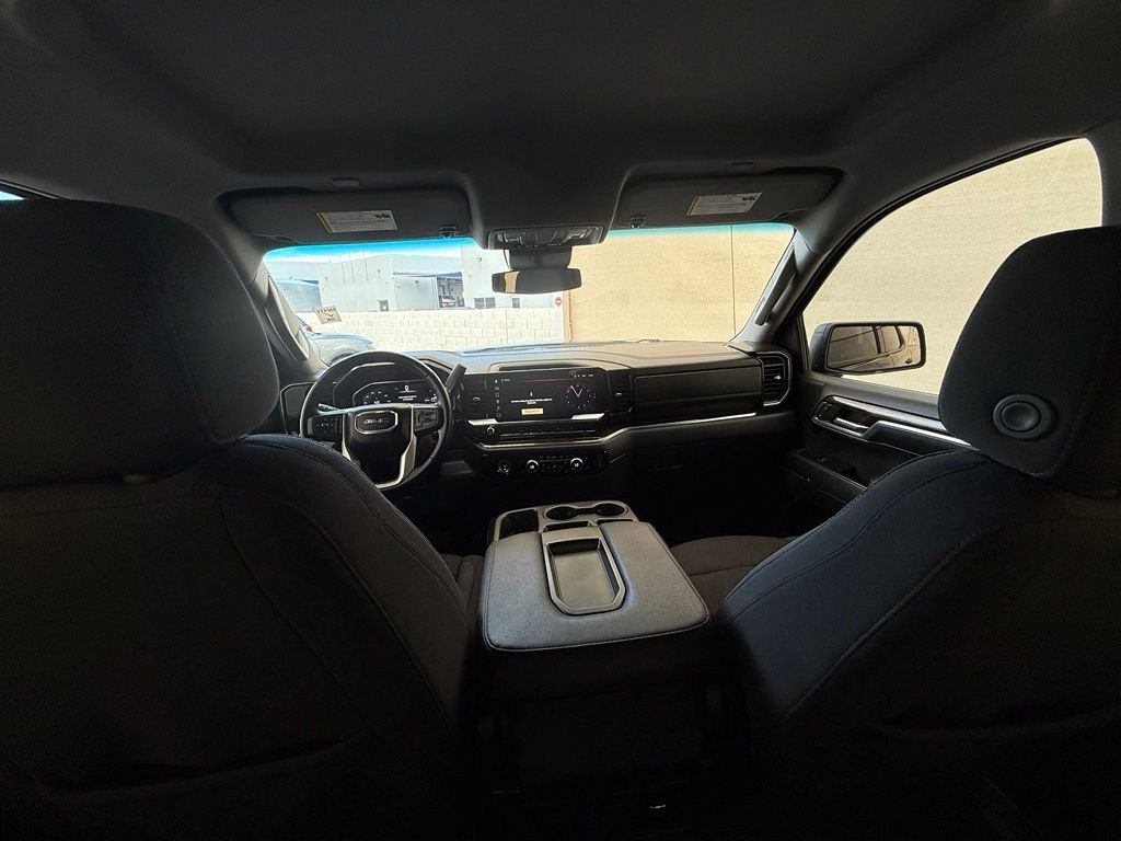 Used 2024 Onyx Black GMC Elevation image 26
