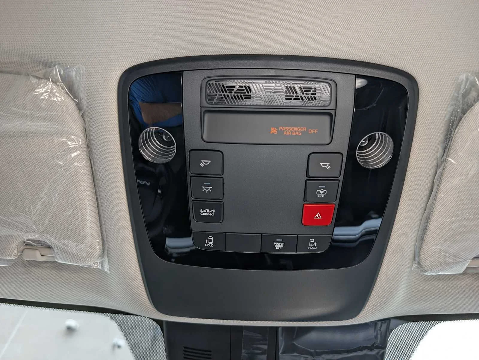 New 2027 Ceramic Silver Kia LXS image 31