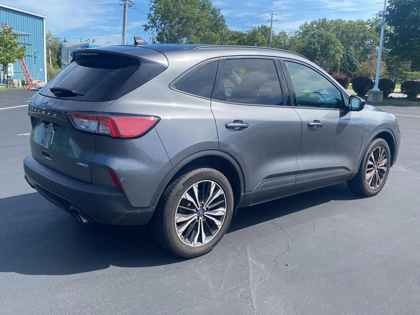 Used 2022 Carbonized Gray Ford SE image 11