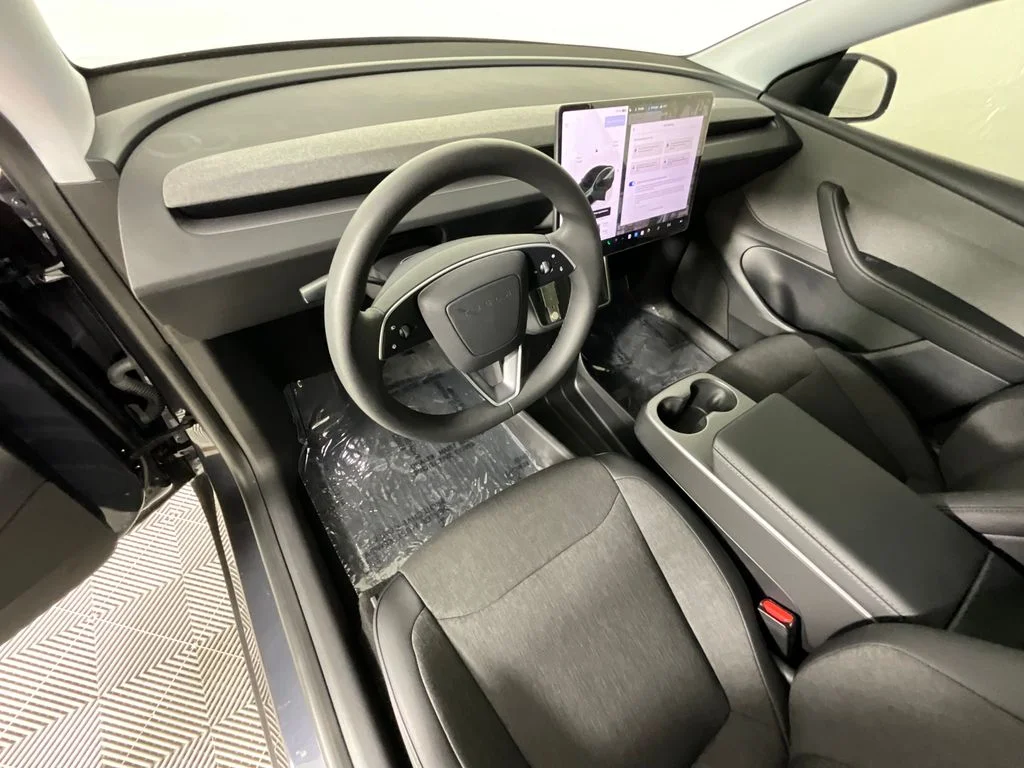 Used 2026 Green Tesla Long Range image 14