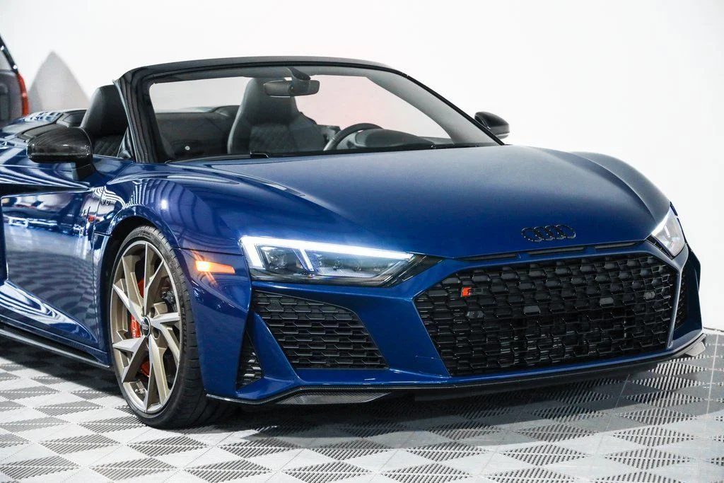 Used 2023 Blue Audi V10 performance image 11