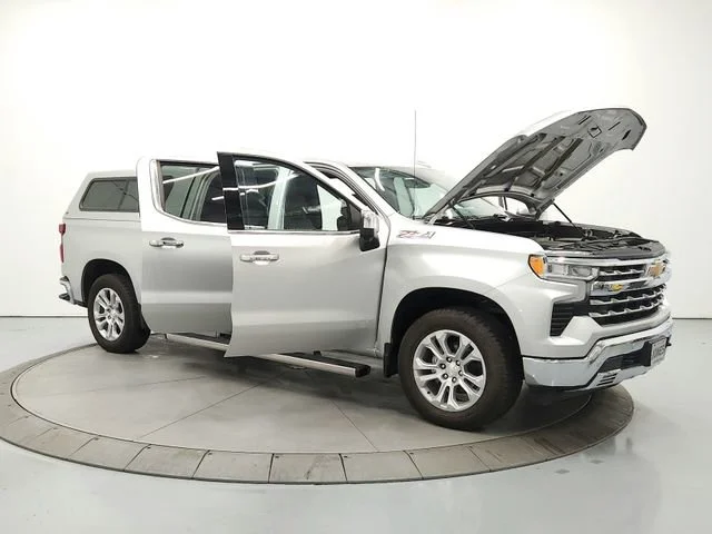 2022 Chevrolet Silverado 1500 LTZ - Photo 9