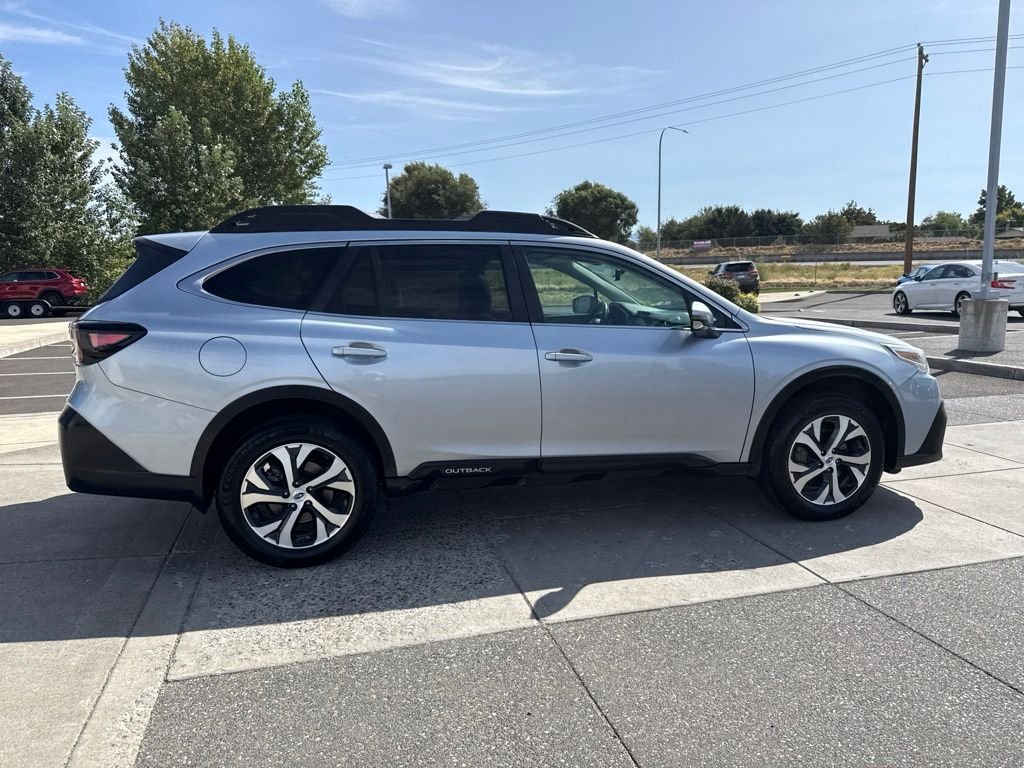 Used 2020 Ice Silver Metallic Subaru Limited image 5