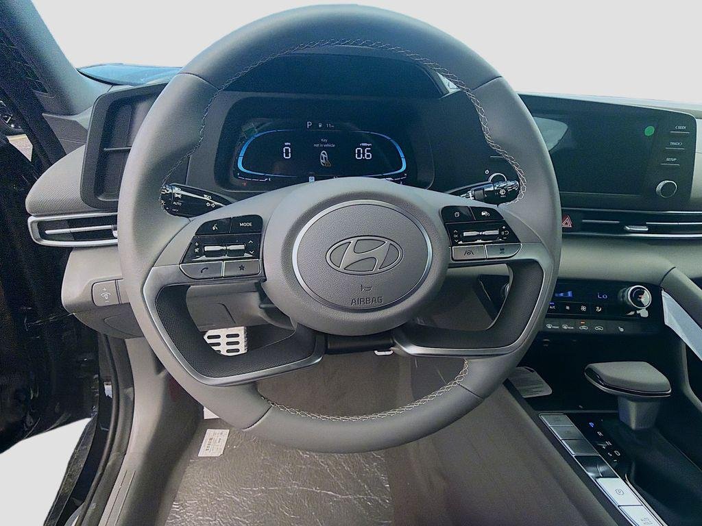 New 2026 Abyss Black Hyundai SEL Sport image 8