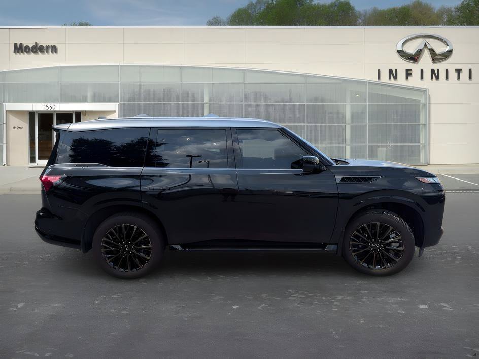 Used 2026 Mineral Black/Graphite Shadow INFINITI AUTOGRAPH image 4
