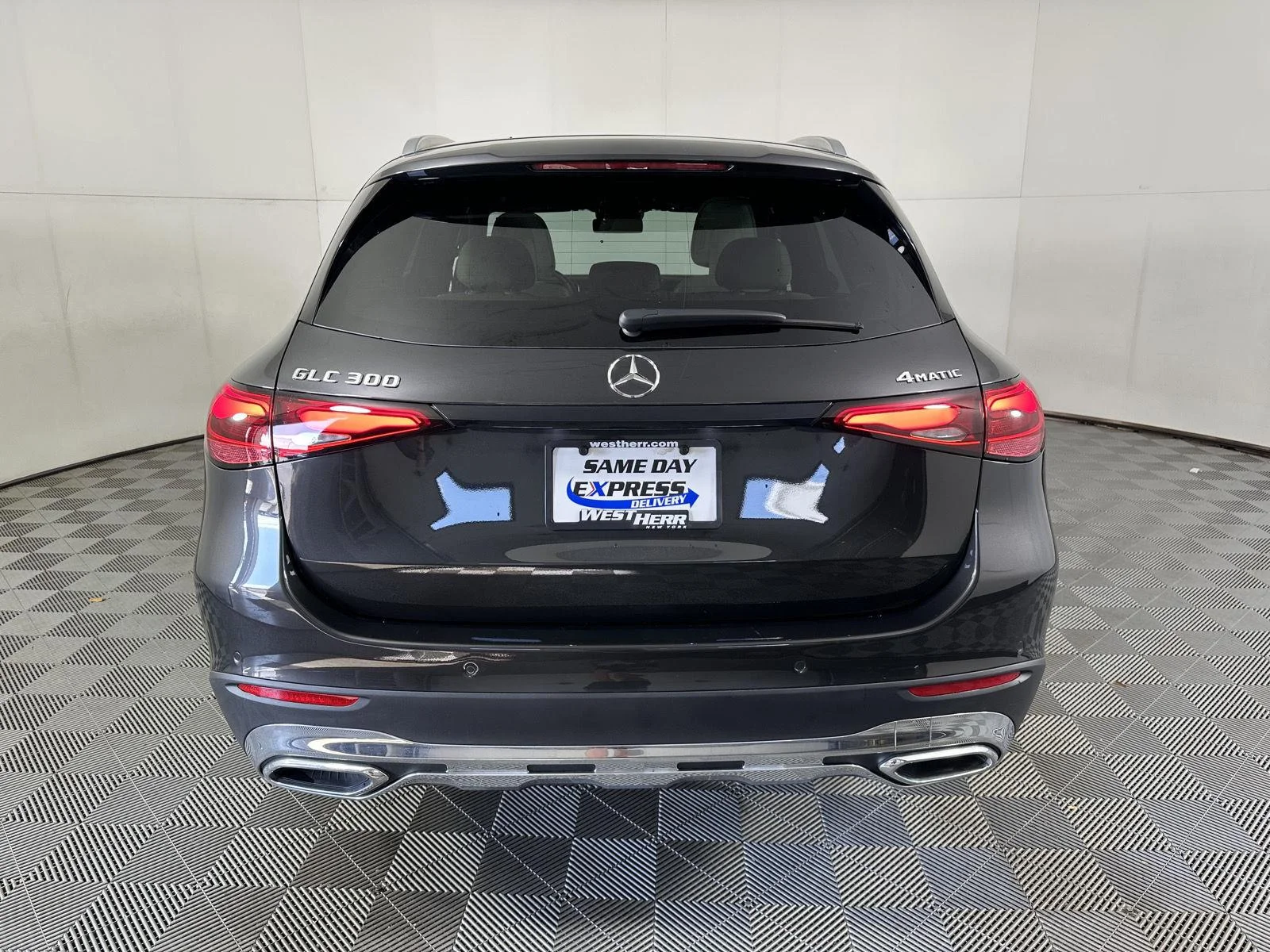 Used 2026  Mercedes-Benz GLC 300 image 29
