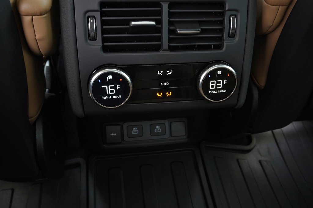 2026 LAND ROVER DISCOVERY - Image 33