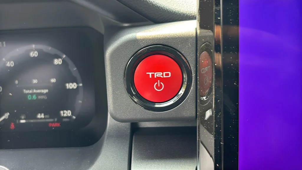 2026 Toyota 4Runner TRD Off-Road - Photo 16