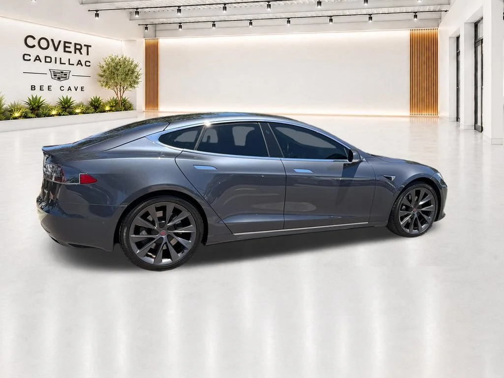 Used 2018  Tesla 75D image 14