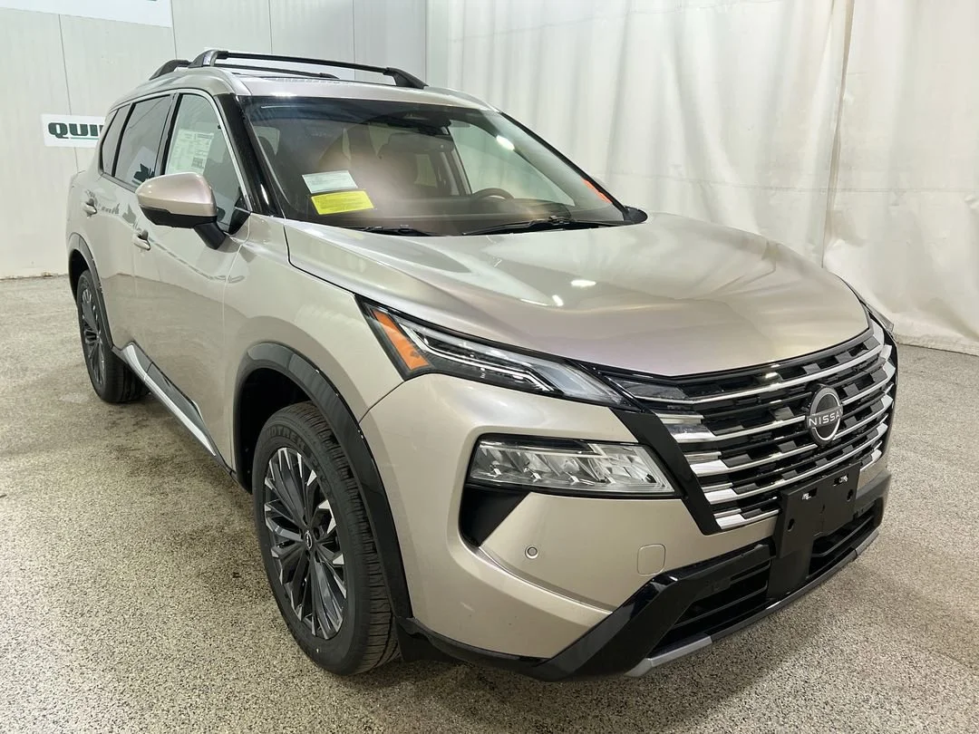 2026 Nissan Rogue Platinum AWD's photo