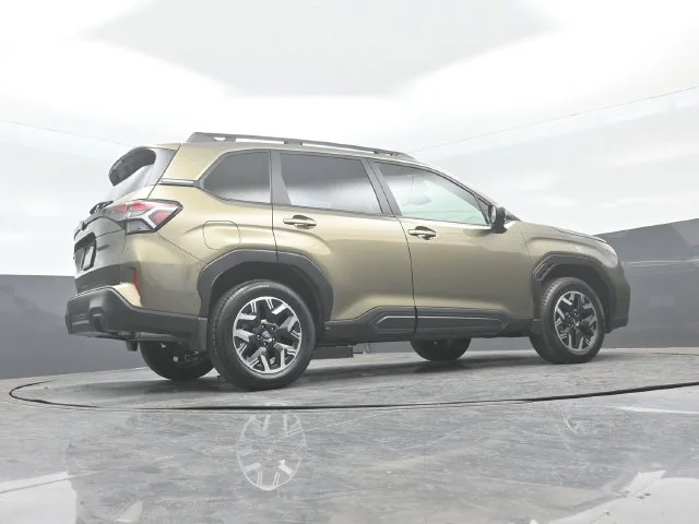 Certified Used 2025 Autumn Green Metallic Subaru Premium image 25