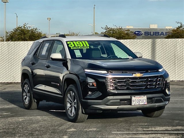 2025 Chevrolet Equinox LT photo 3