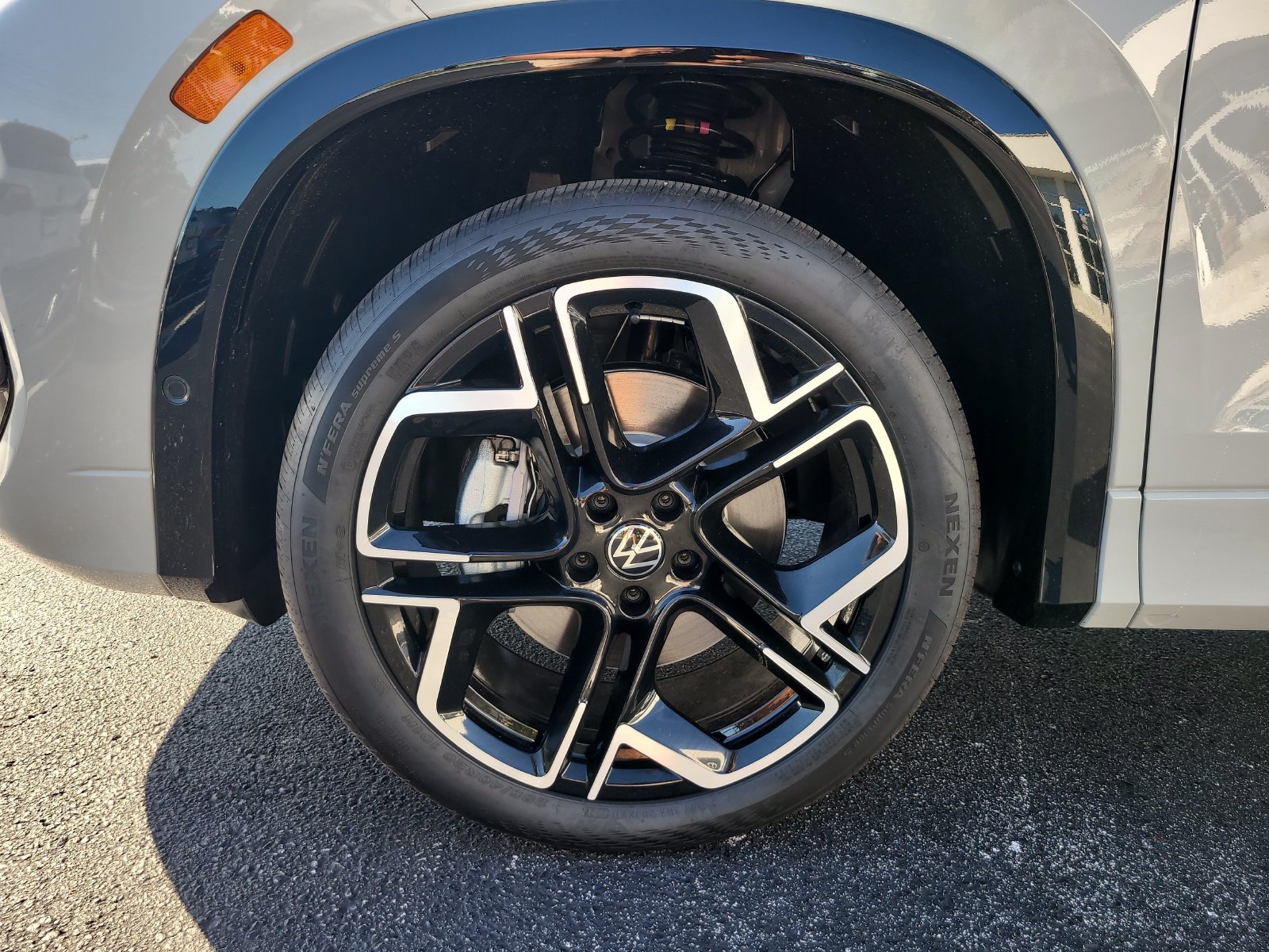 New 2026 Sandstone Volkswagen 2.0T SEL R-Line Turbo image 7